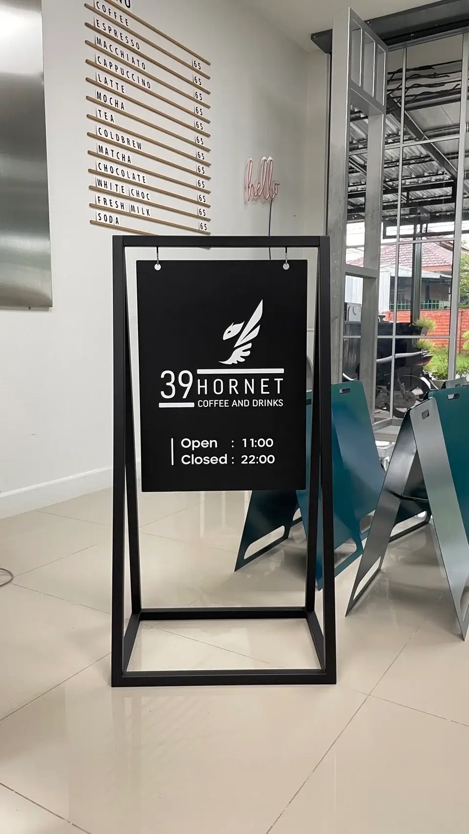 39 Hornet Coffee&drinks Business Hour