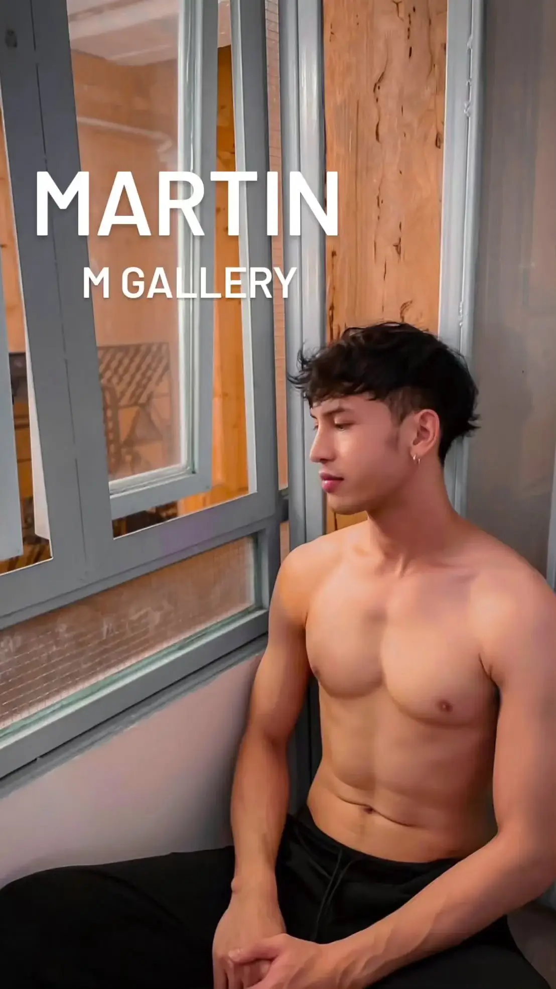 'Boys in 'M Gallery Massage